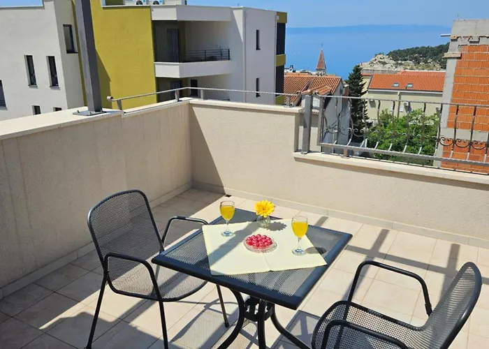 Center M&m Makarska